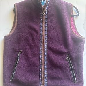 ALF by Kuhl Purple Vest with black Aztec Zipper trim - Polartec fleece